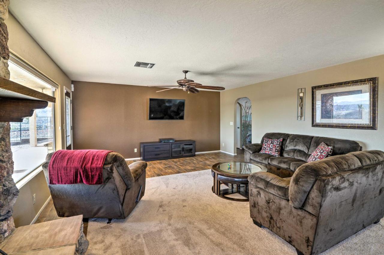Bullhead City Home With Private Pool, Hot Tub And View Exterior photo
