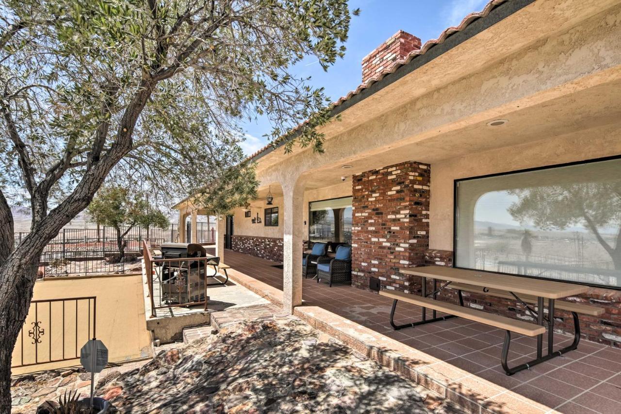 Bullhead City Home With Private Pool, Hot Tub And View Exterior photo